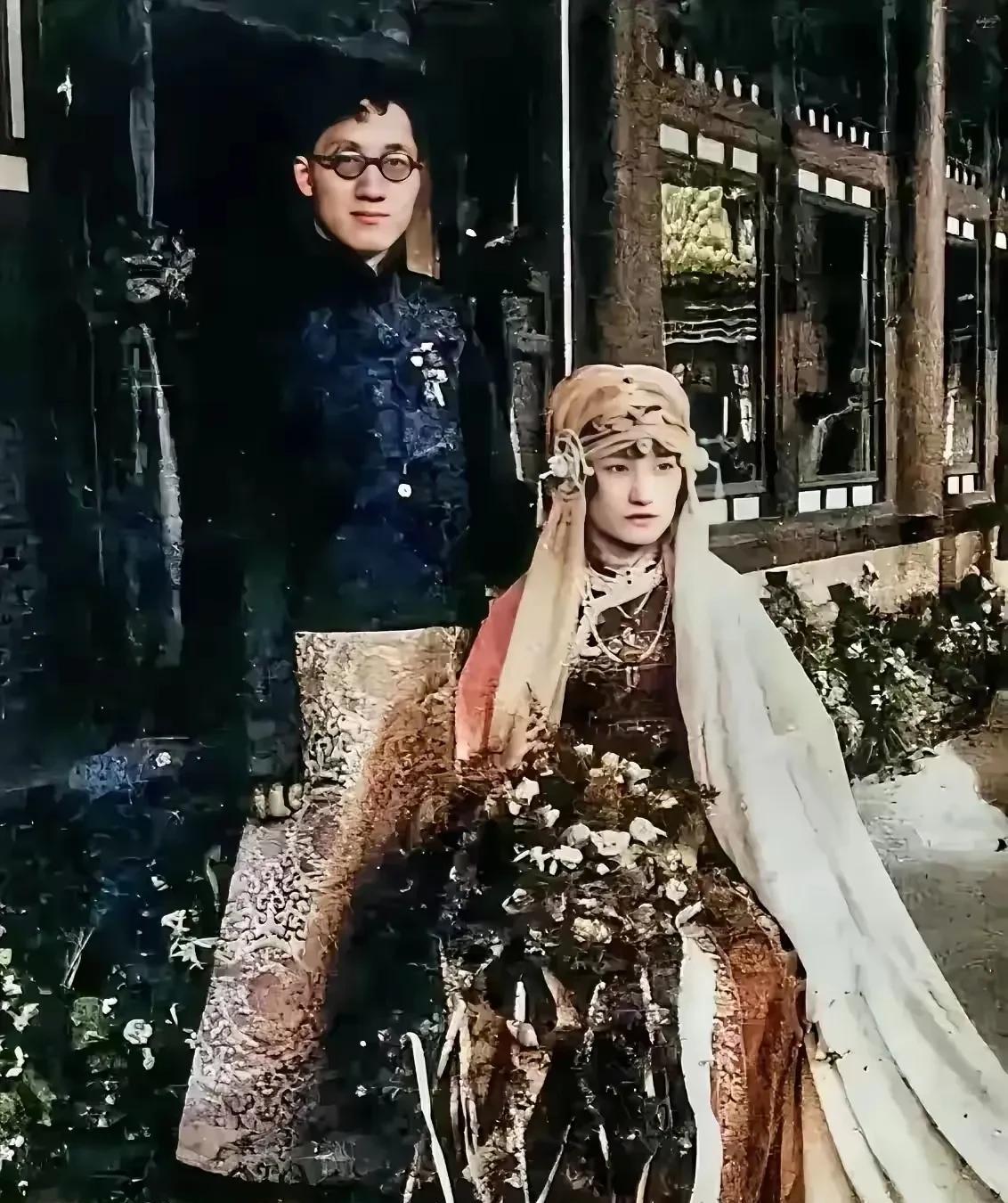 历史上真实的陆小曼。传说中的民国女神，风华绝代，多才多艺。你觉得她美吗？