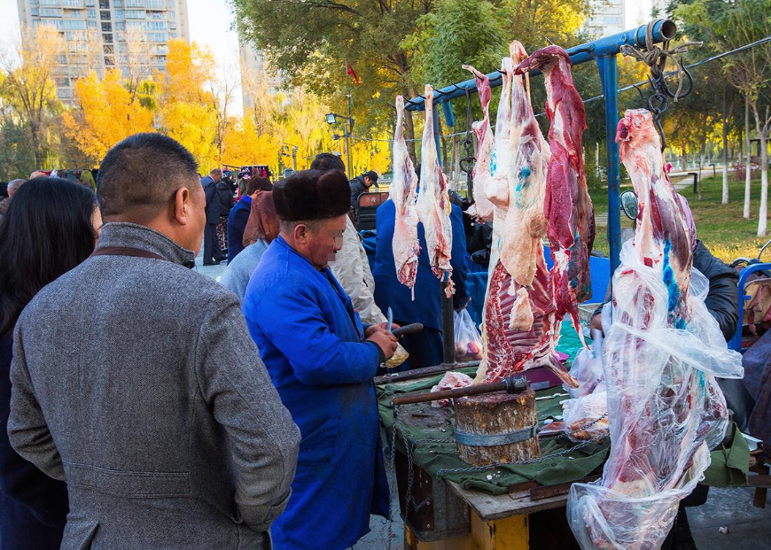 太重了吧？盐城一农民卖羊肉获利180元，被开出10万天价罚单！