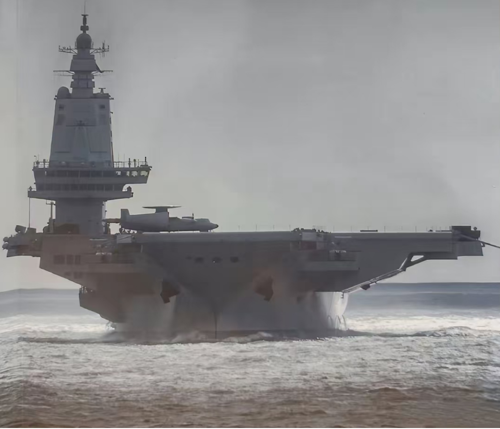海军下饺子就没停过，一年下水一个强国海军