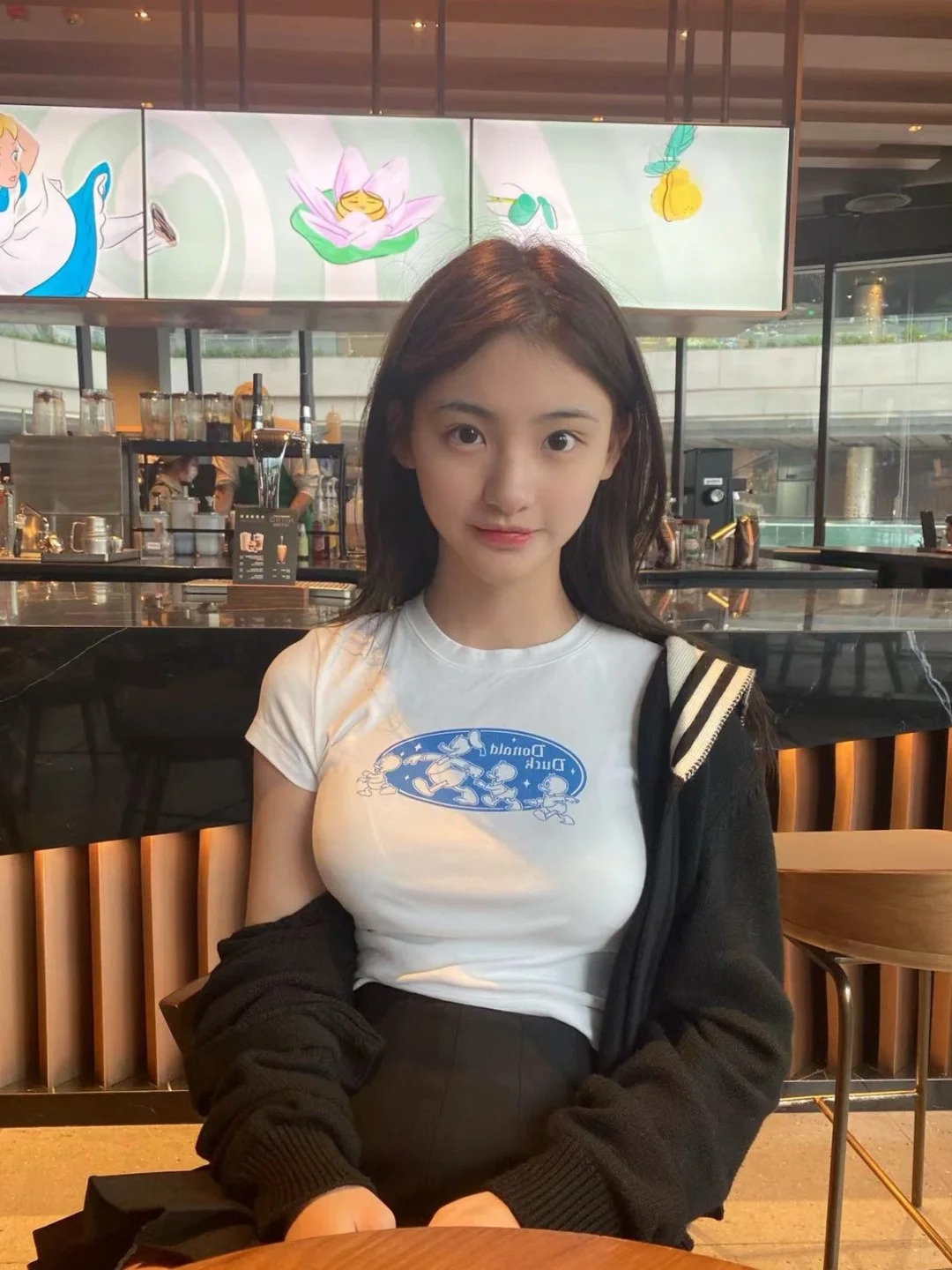 妈妈拍的我😺
哈哈哈哈
