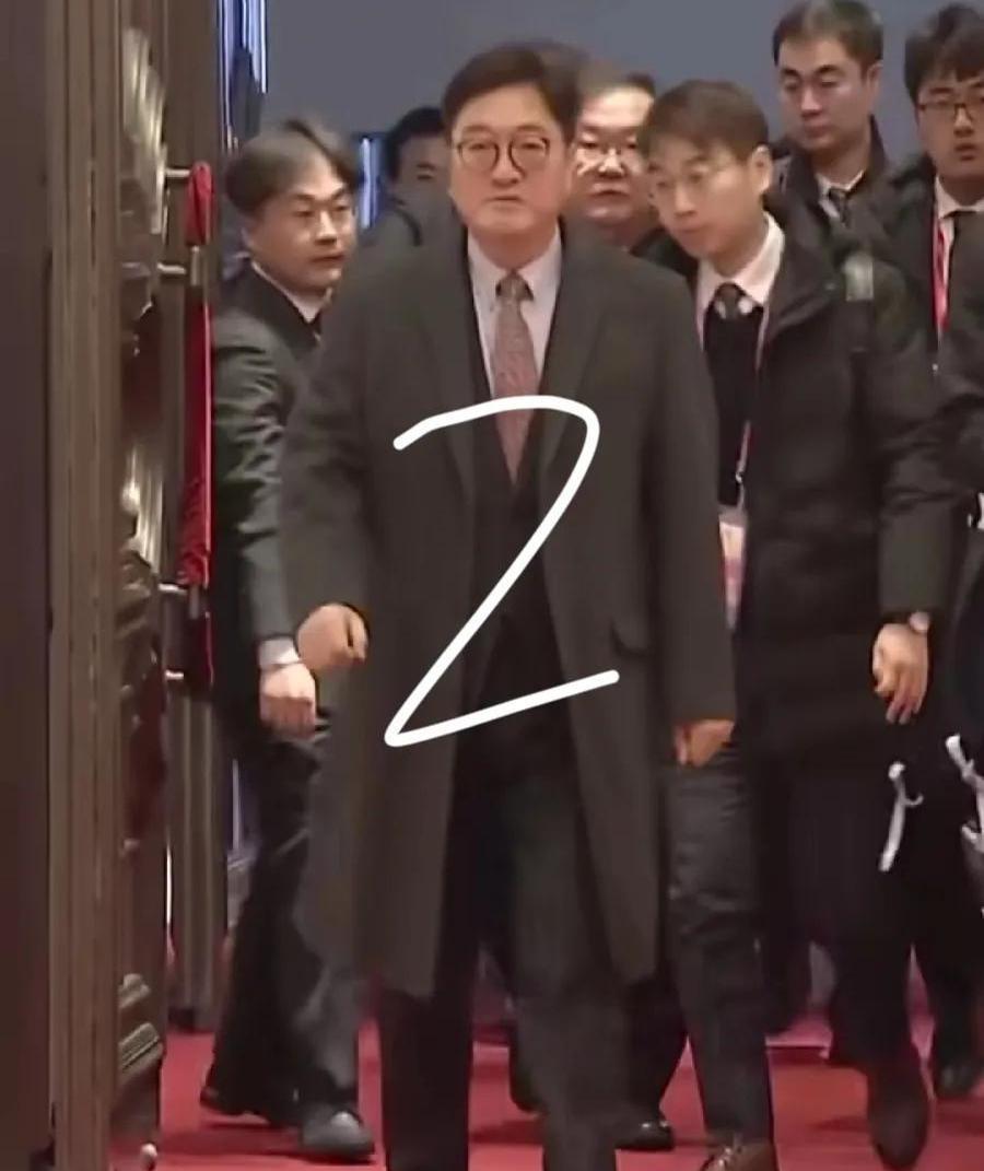中国再次迎来了亚洲冬季运动会的荣光时刻。这已经是中国第3次举办亚冬会，也是哈尔滨