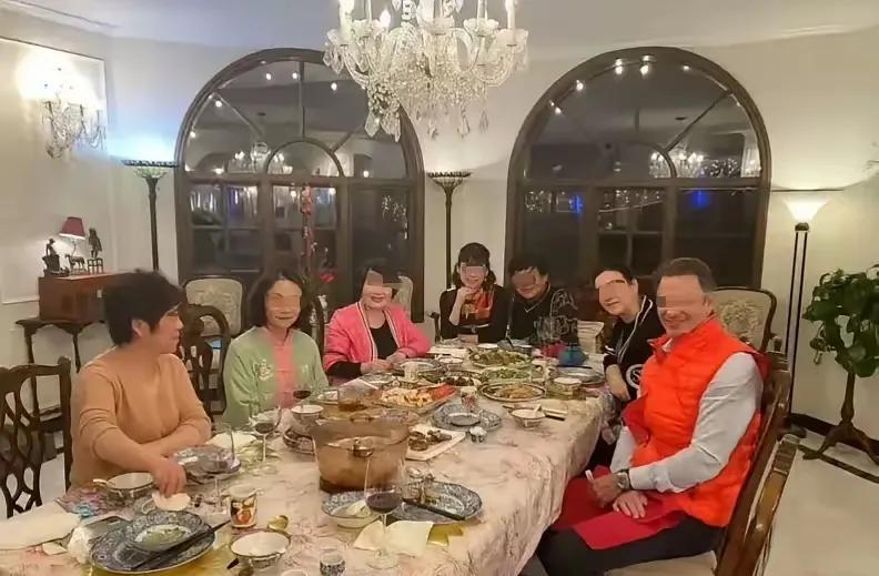 值得深思！洛杉矶大火，初步估计损失高达1500亿美元，很多价值上亿的豪宅付之一炬