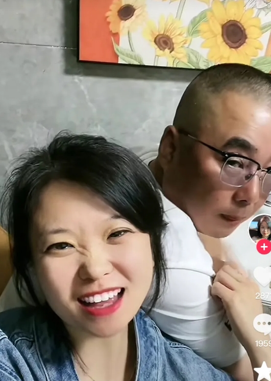 70后丁克夫妻离婚收场！
这对让多少人羡慕的夫妻结局是离了，
原因很狗血男的遇见