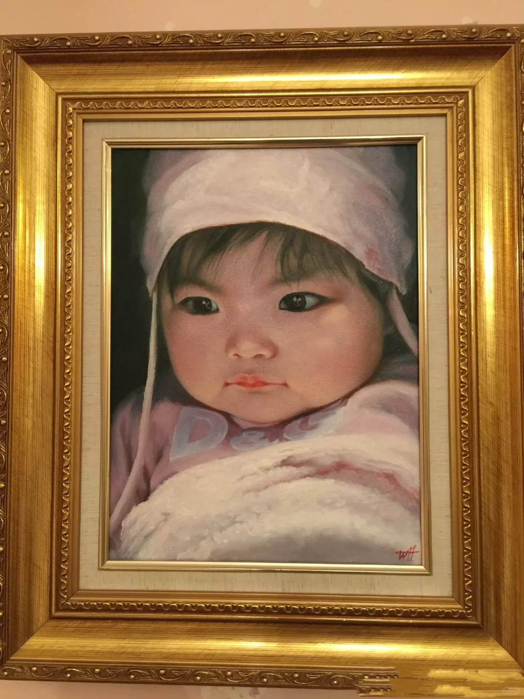 王诗龄爷爷也好爱她呀
每年过生日都为她画一幅肖像画
从一岁到八岁的容貌变化都记录