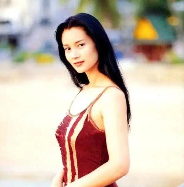 郑艳丽：从TVB当红花旦到三级片演员