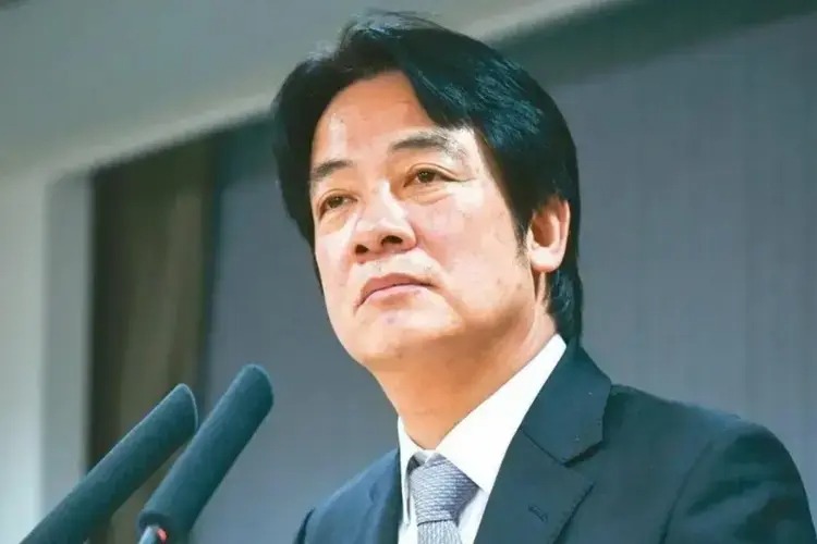台军头子取消“第一击”，只要进入12海里，台军就可开火。在赖清德上台后，其政府班