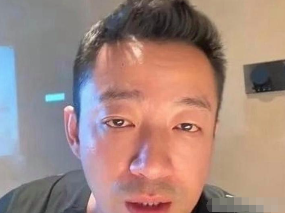 大S向汪小菲索要两个孩子寒假请家教的费用、补习英文的费用，还有家里阿姨的零用金，