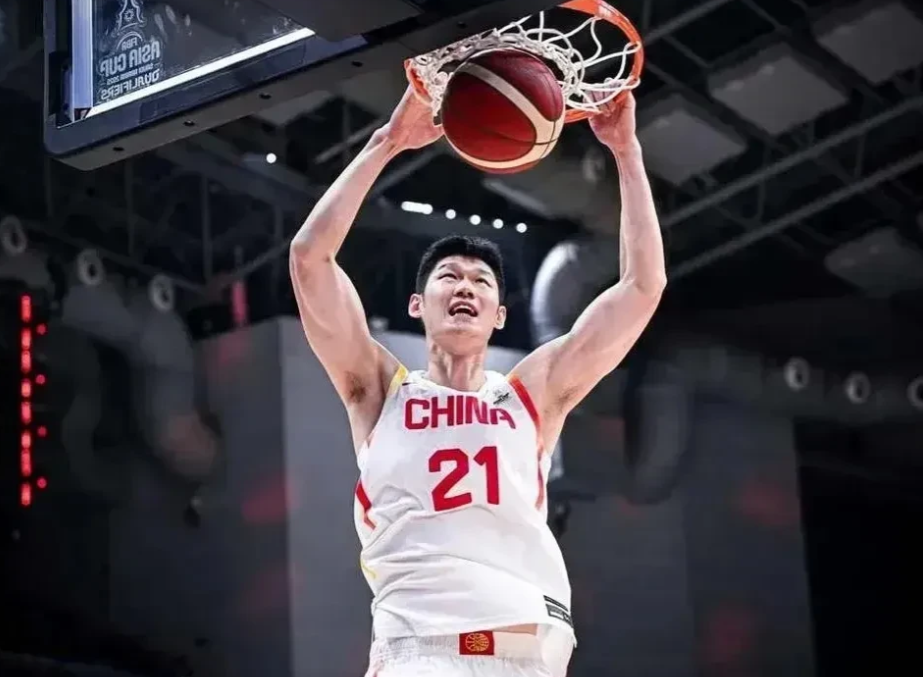 广厦103-92战胜广东，但胡金秋篮下控制力，真不敢恭维！