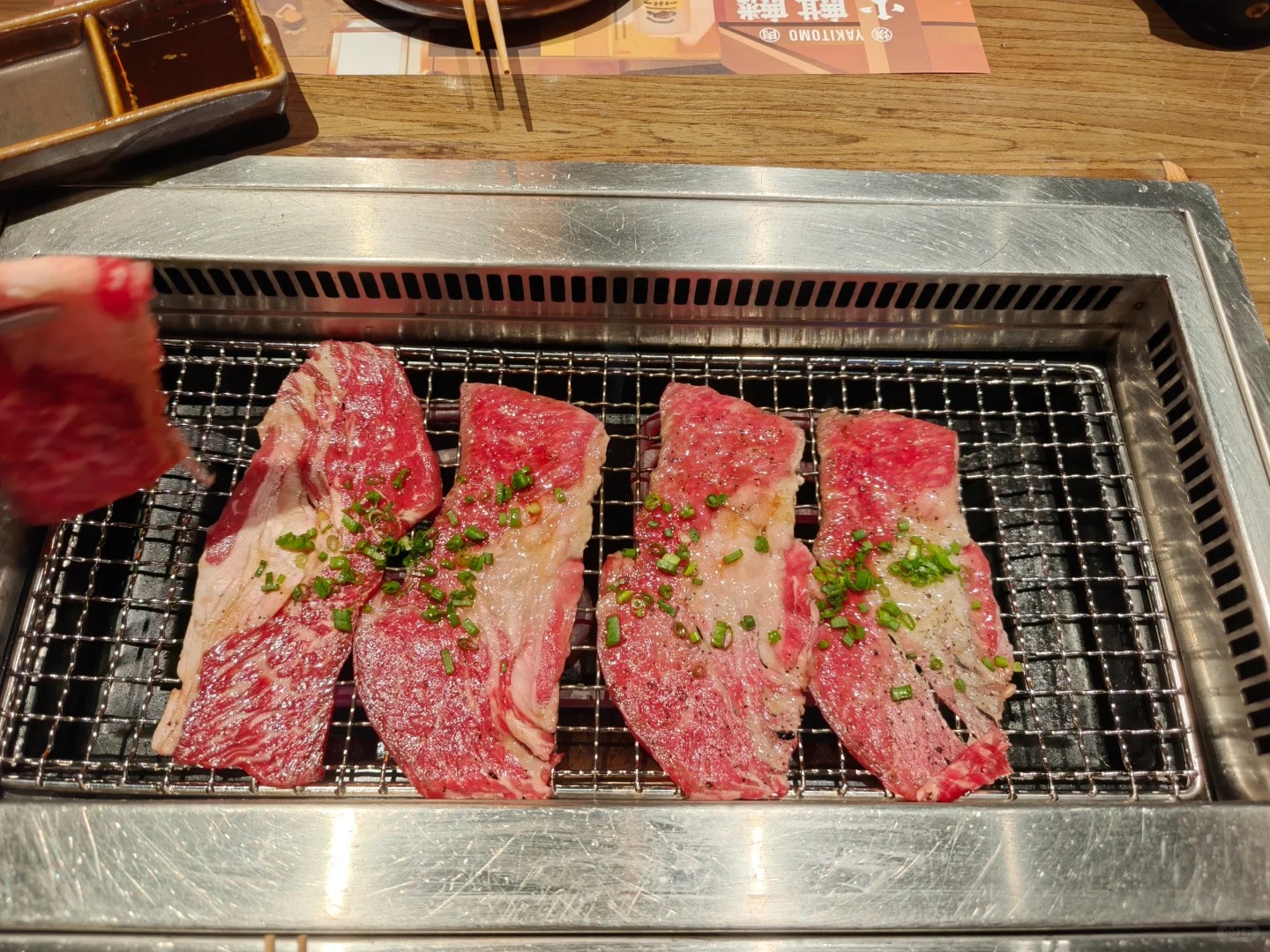 独生女突然感到心情复杂
在电梯里听到两位男士聊天——有位男士在叹息20万彩礼，另