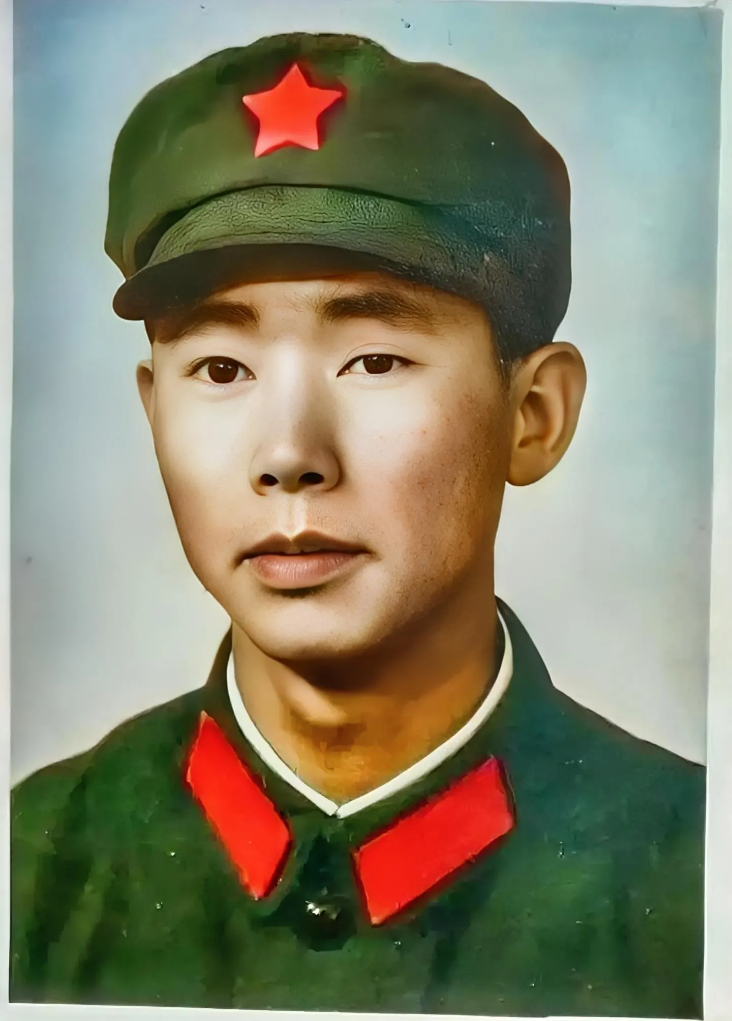 1970年10月，师参谋长（姓尹）派我到山东接兵，并担任接兵连连长。当时，空六军