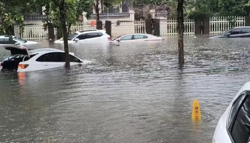 一张图告诉你郑州的雨下的有多大 一夜之间郑州变成郑洲 ​