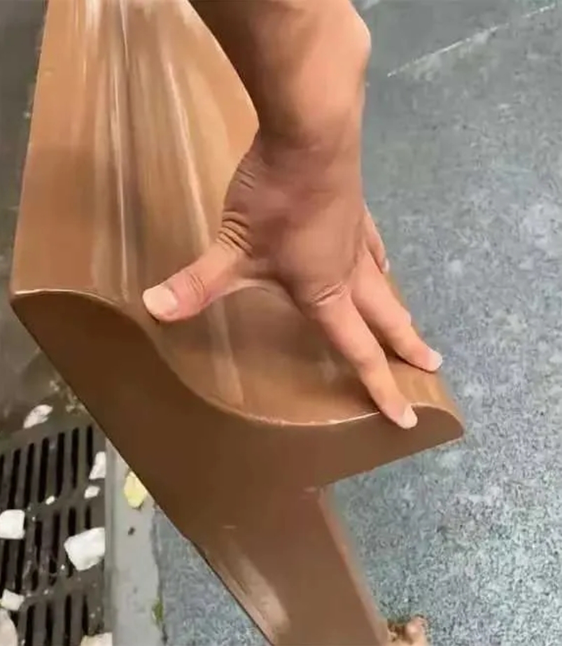 这是允许坐还是不允许坐？