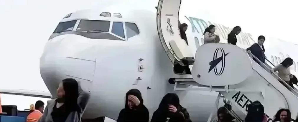美国开启华人遣返行动，其间呈现出若干值得关注的现象。在被遣返的华人当中，呈现出明