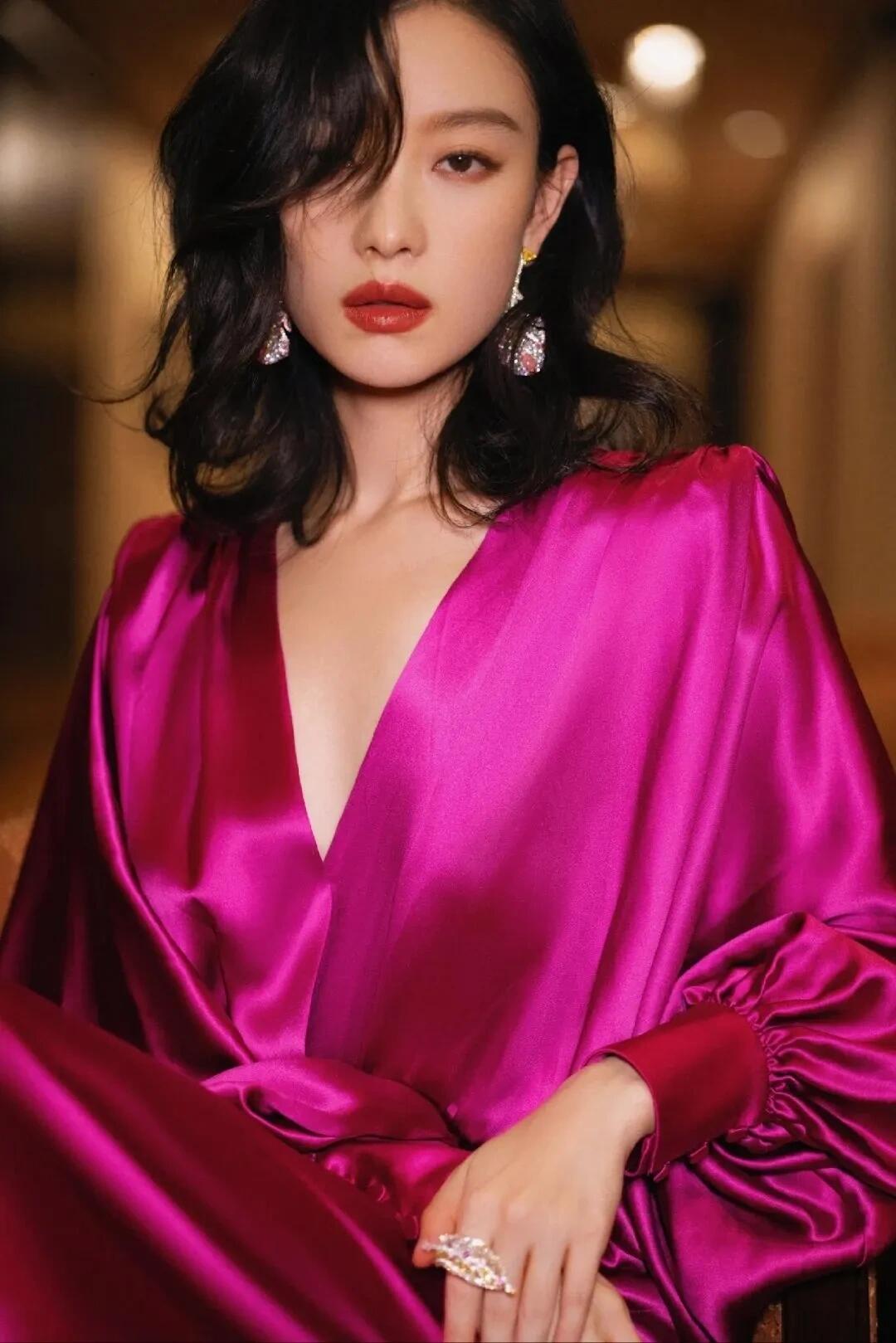 港风美女倪妮美照！