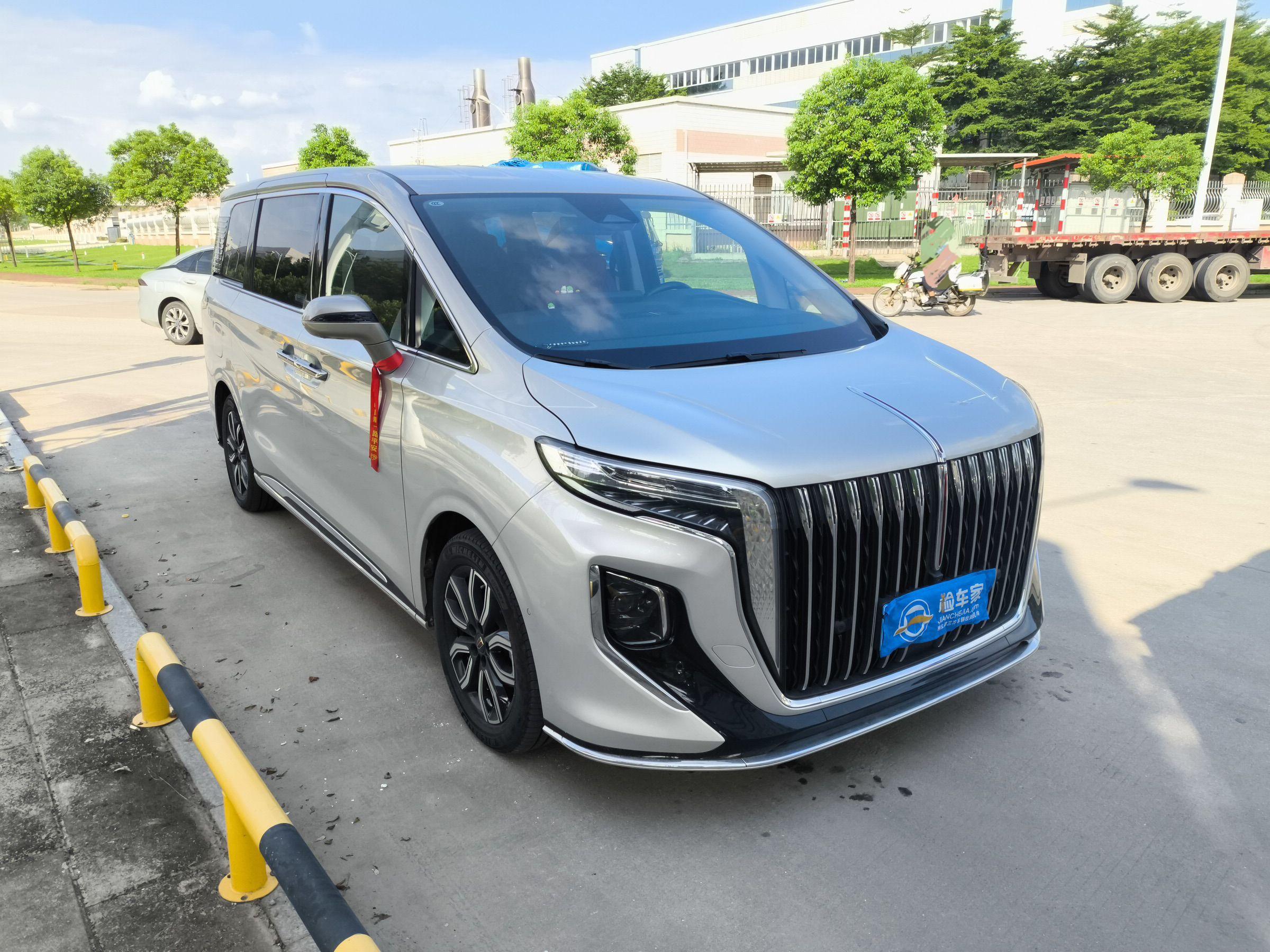 国产高档MPV，半价真划算！