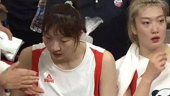 四川女篮继续20连胜！狂胜31分！ 轮休王思雨不够！必须全民皆兵！
