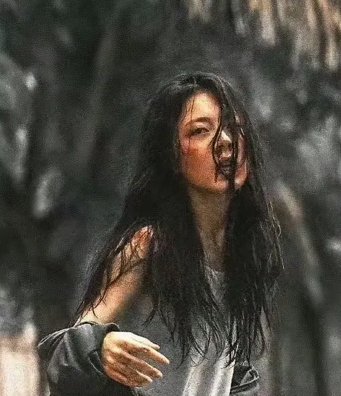 我实在看不懂甄珍是怎么把浴缸的水漏到楼下的，还漏的那么快，浴室一般不都做防水吗？