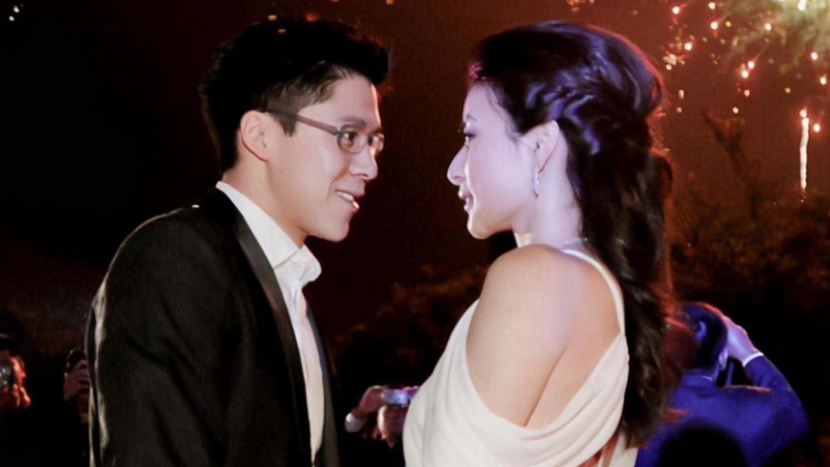 霍启刚怎么也不会想到？娶进家门的郭晶晶一举打破霍家百年家规