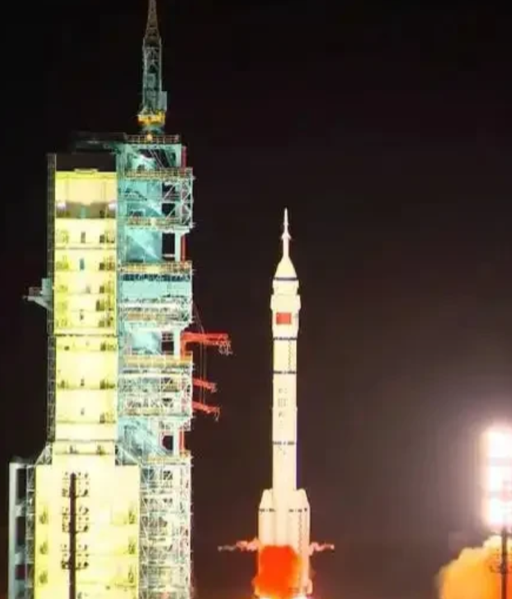 今天最令人震撼的就是神十九成功发射，在我国众多飞上太空的航天员当中，为什么说杨利