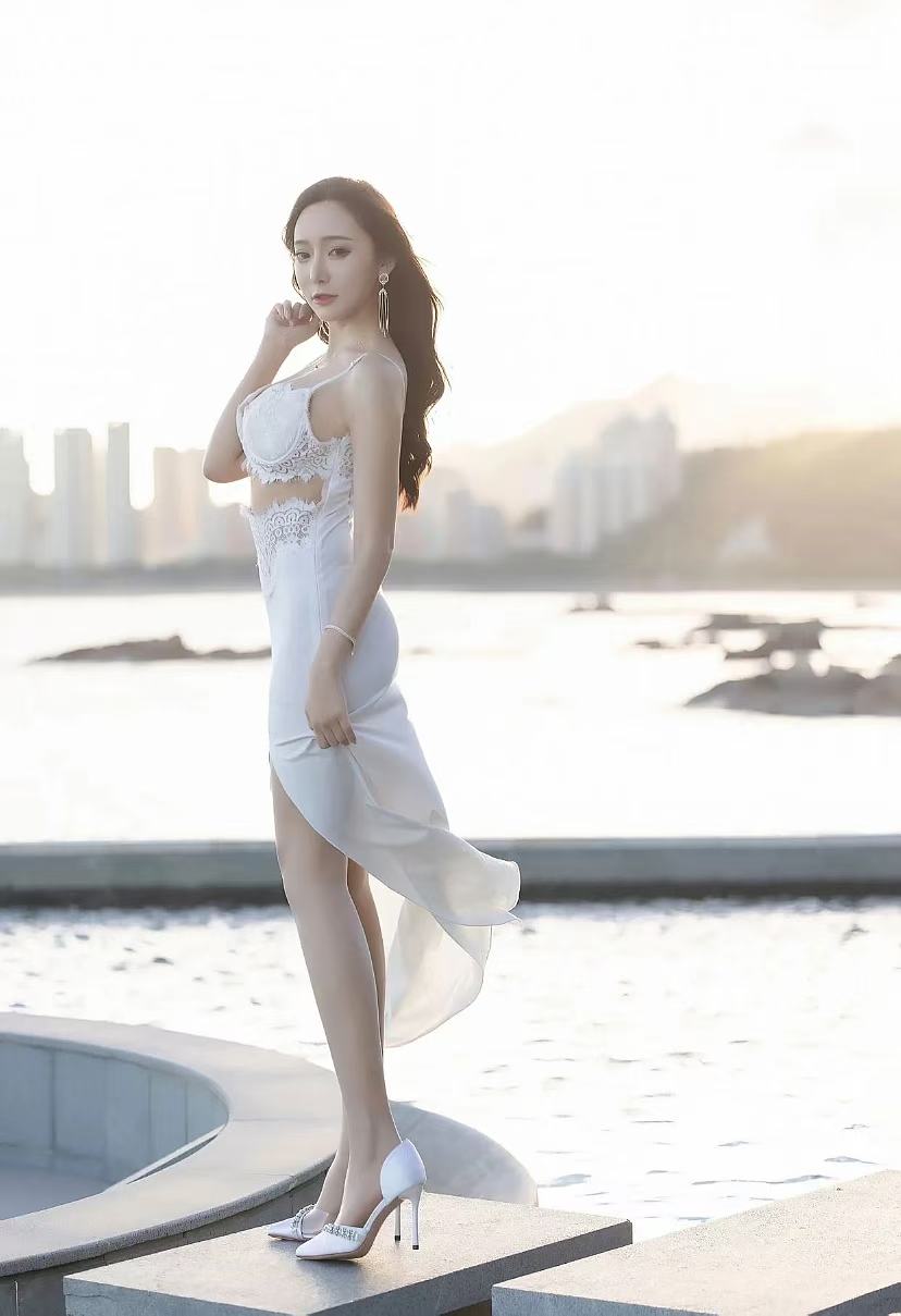 如果你有100万你愿意给我花多少哈哈哈哈