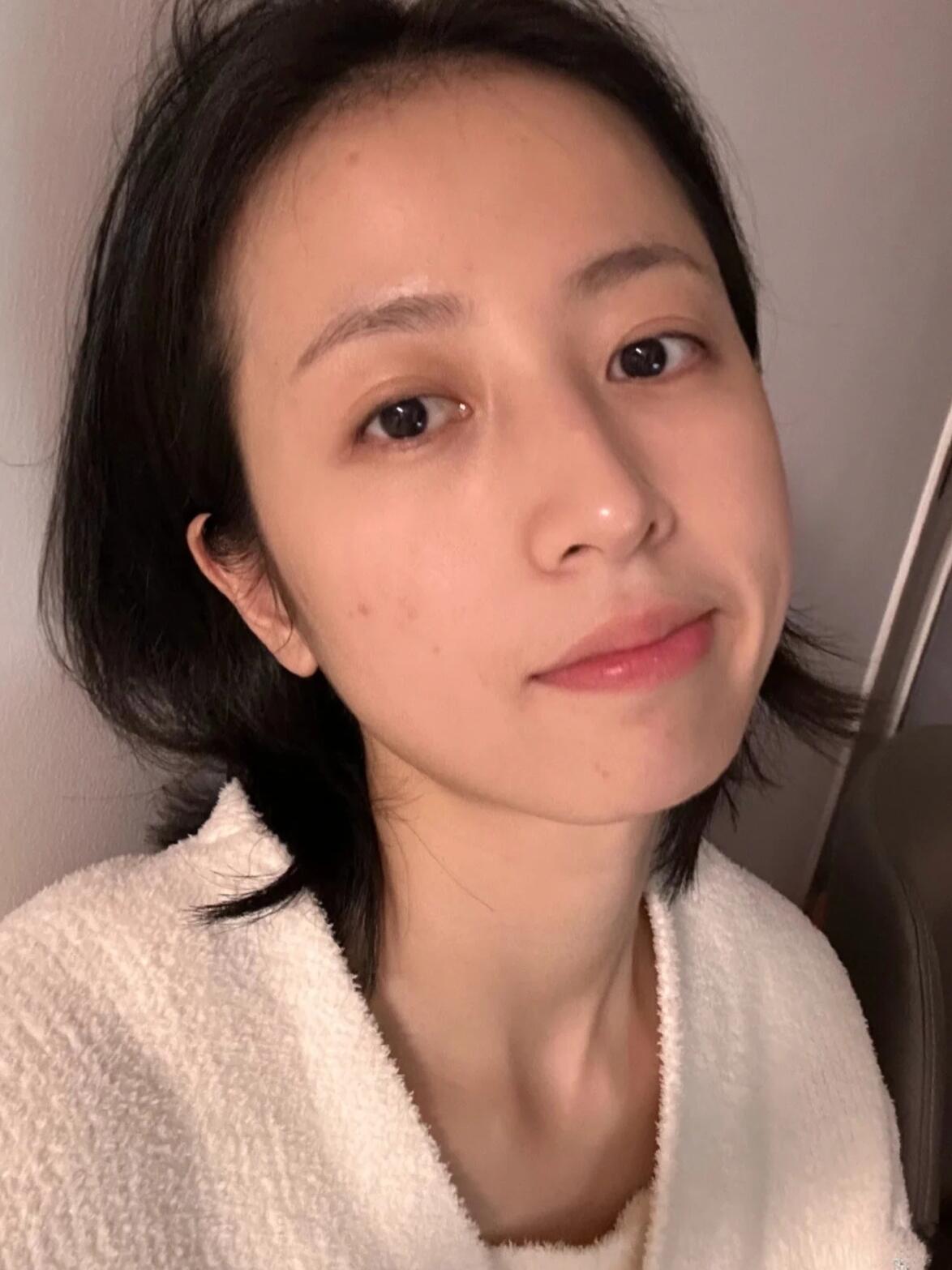 周雨彤素颜状态太抗打了