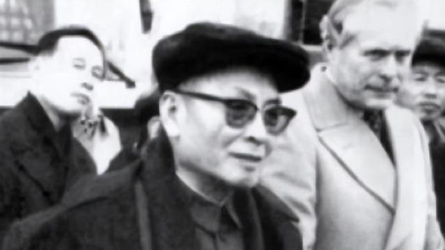 89年叶飞访问菲律宾，临行前向中央提出“特殊”请求：想回乡扫墓