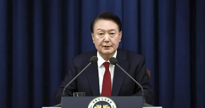 韩国一夜变天，官员集体辞职，总统被逼宫，盘点几个关键问题