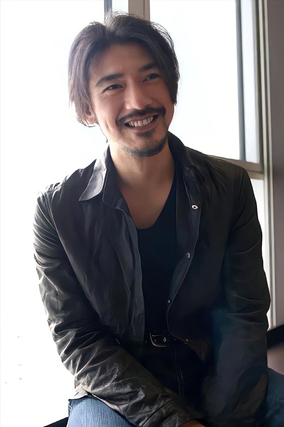 50岁金城武隐居日本六年，已退圈，勿扰！