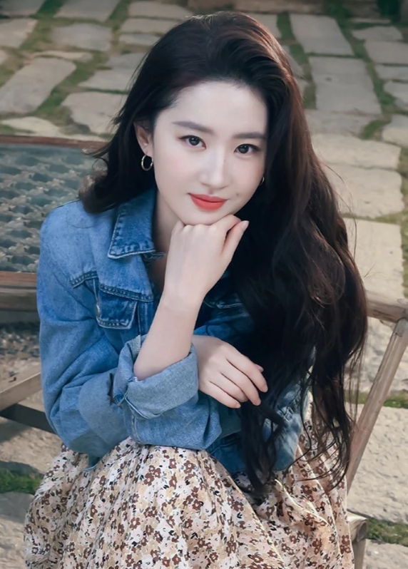 《玫瑰的故事》热播，刘亦菲演技受质疑