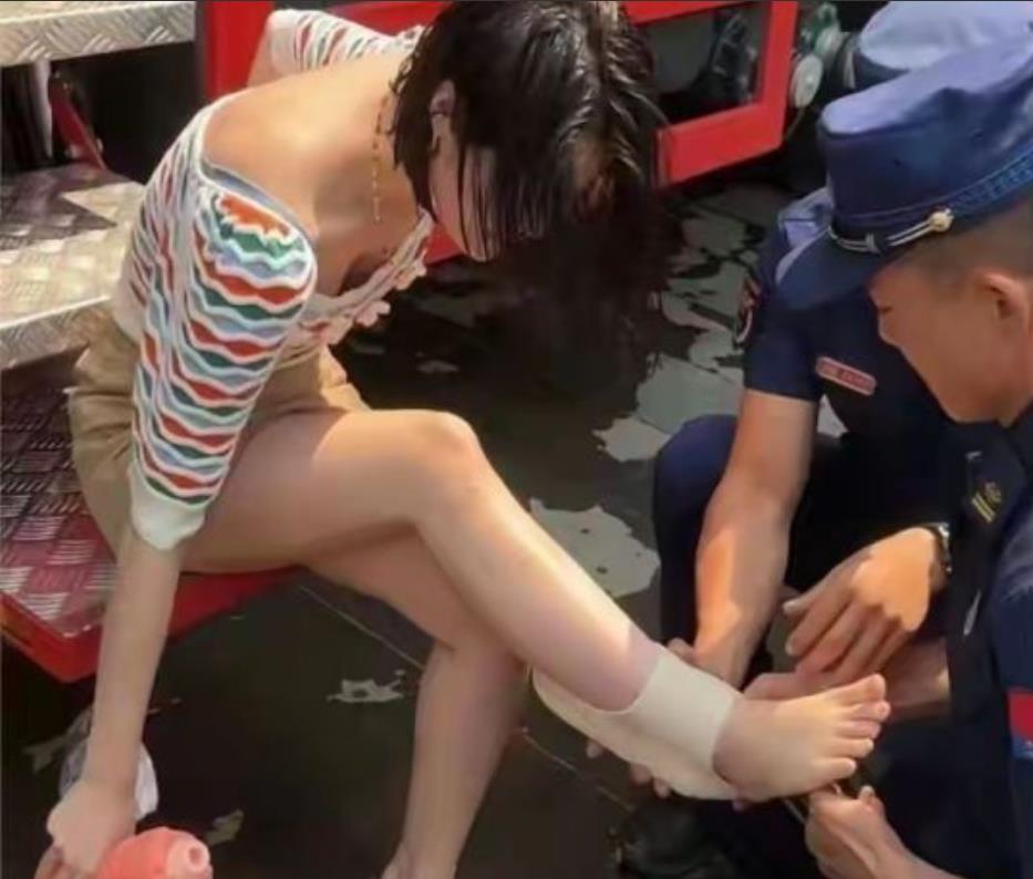 小时候谁没有这样过的举个爪