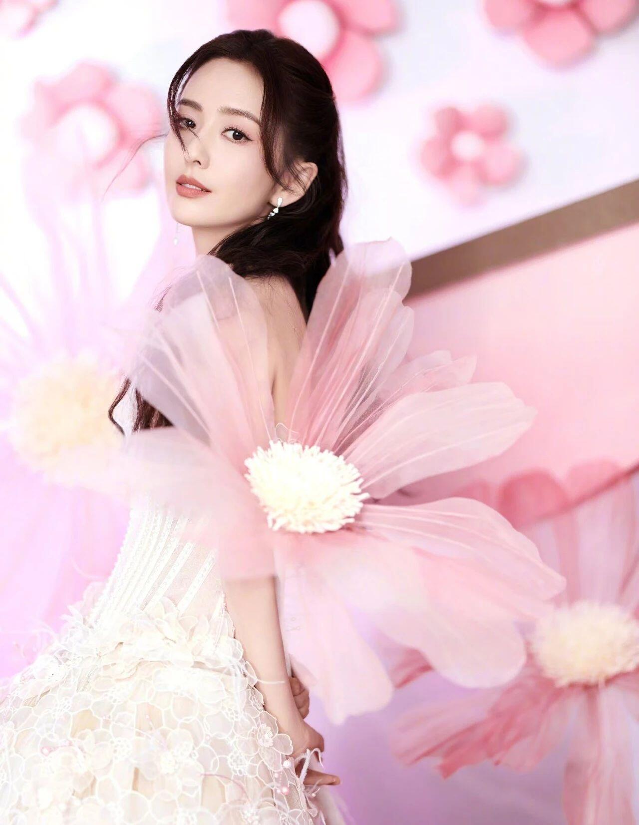 佟丽娅少女感