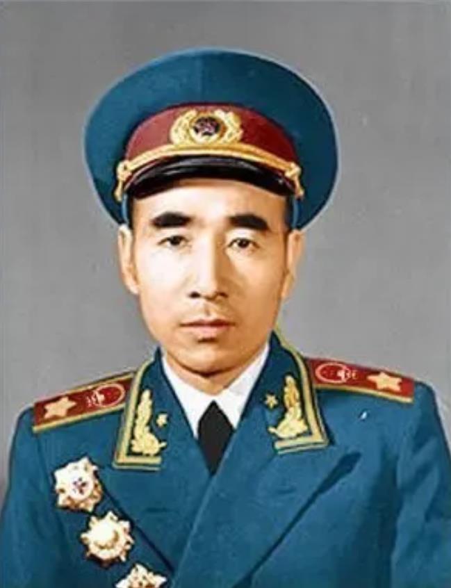 1963年，林彪未过门的妻子汪静宜病逝，人们在整理其遗物时，发现了一叠钱，这是林