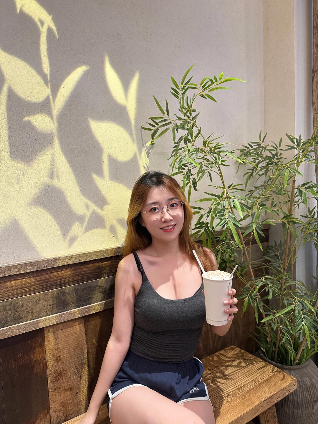 我配拥有一杯奶茶吗🧋