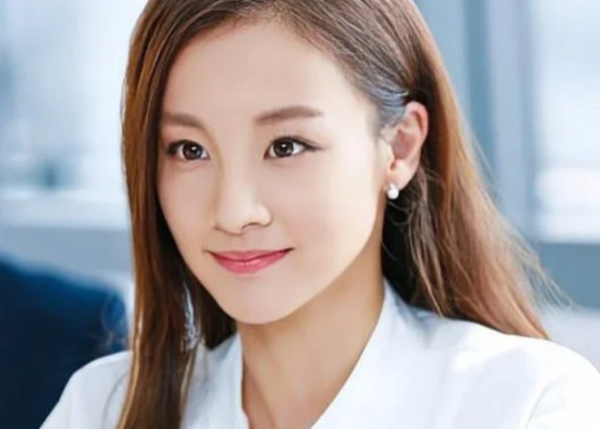 章龄之:一位在演艺圈中备受瞩目的女演员
