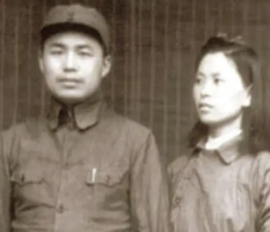 1978年5月10日的临终时刻，王近山对子女们这样嘱咐：“我与她之间的缘分已经走