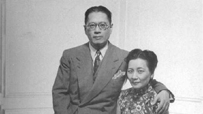 盛爱颐：她苦等初恋七年无果，再相见时，他手携美妻，她择人另嫁
