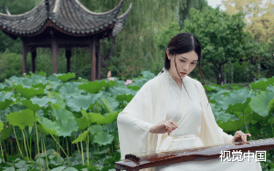 我是一个杀手却犯了大忌，竟妄想得到他的爱。