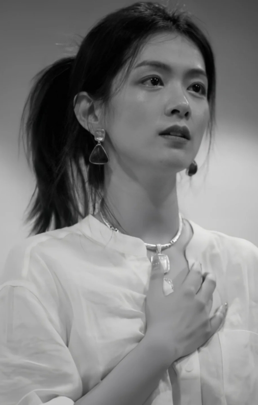 陈昊宇娇艳欲滴