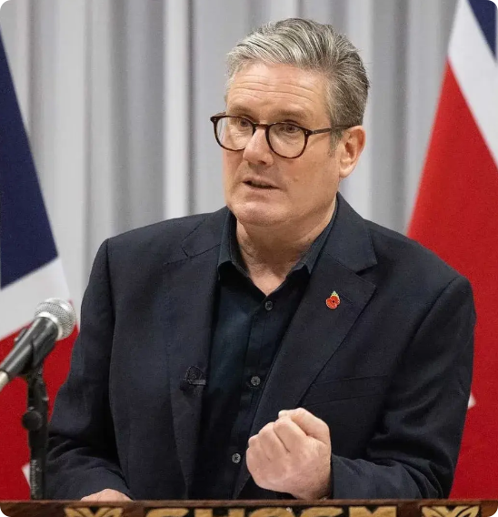 【英国首相斯塔默：世界权利中心正在重构】

“我们不能回到过去，我们不能回到20