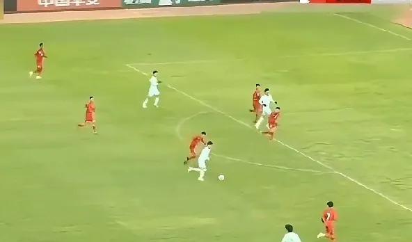 U20战平乌兹成色几何？
1，乌兹上的都是主力队员；
2，国足下半场上了主力；