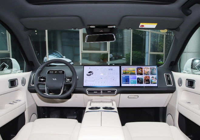 理想L6上市17天订单超41000辆！标配CDC运动悬架，综合续航1390Km