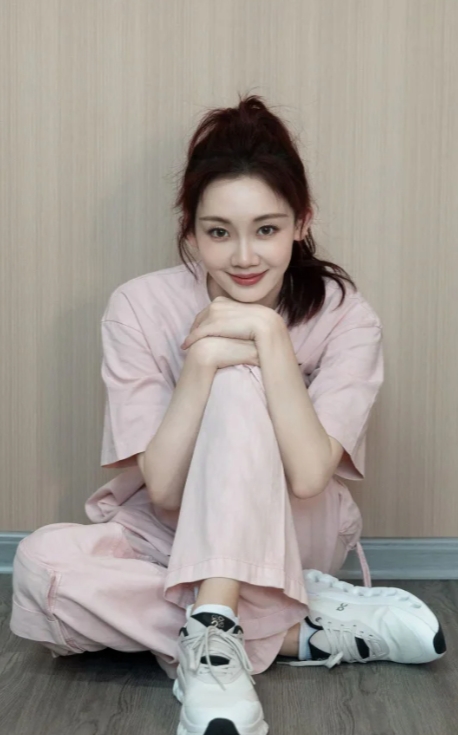 苗苗的演艺生涯