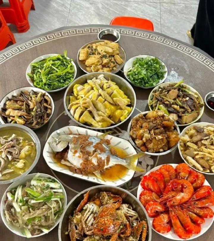 猜猜这是哪个地方的菜，猜对了请你吃饭