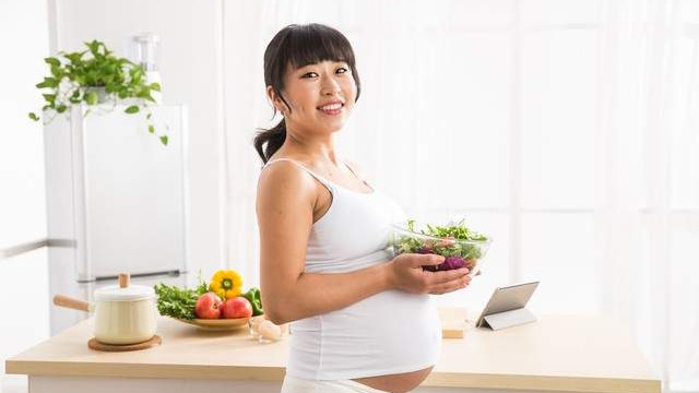 孕期营养新选择：活性叶酸营养素片，守护妈妈和宝宝的健康，通秀贤堂蓓闰伶