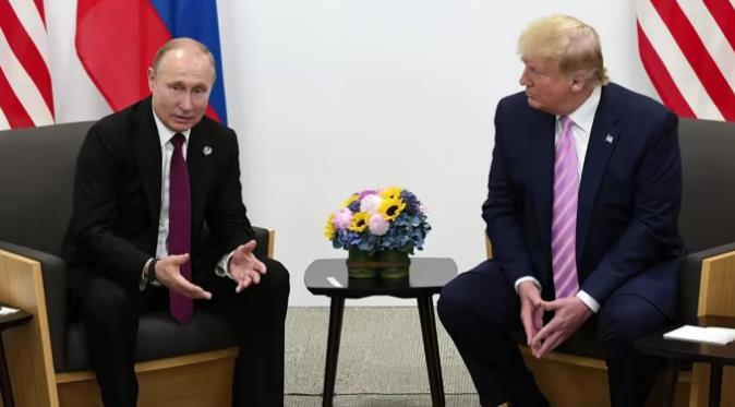 佩斯科夫称，普京与特朗普可能在就职典礼前进行会谈

11月7日，普京新闻秘书佩斯