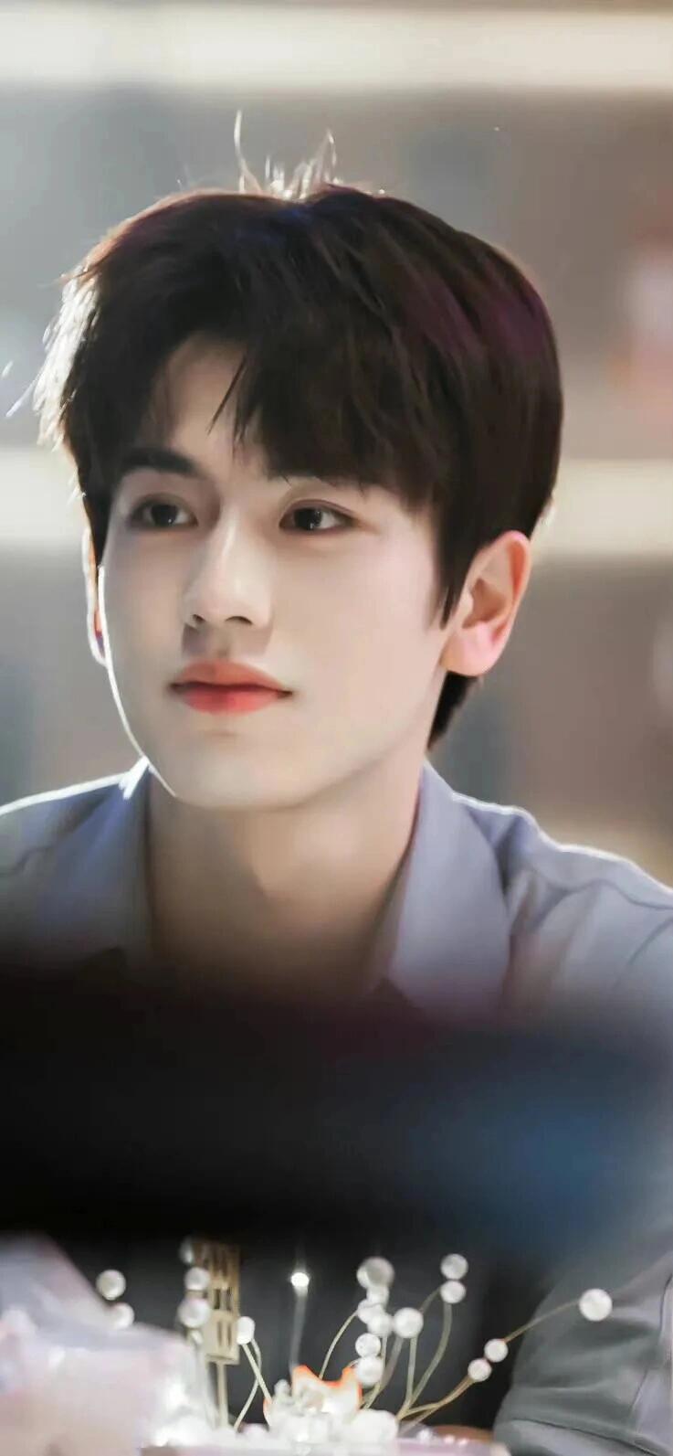 张凌赫——宝藏男孩