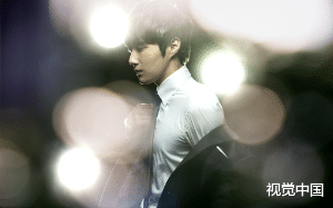 同桌成了明星，当着全网向我告白。但他不知道，我杀过人，还进过精神病院……他还敢喜欢我吗？