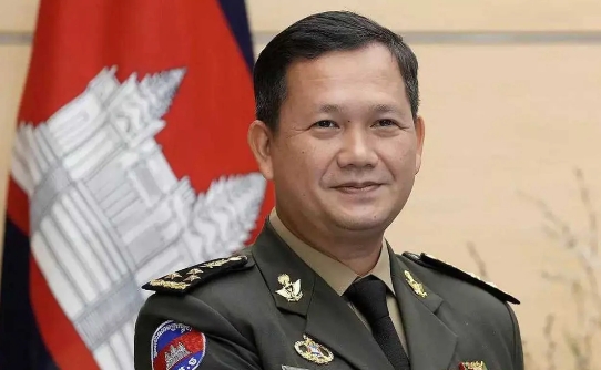 说句实在话，柬埔寨这个扶南运河，本质上就是把越南收的过路费分给柬埔寨，顺便给我老