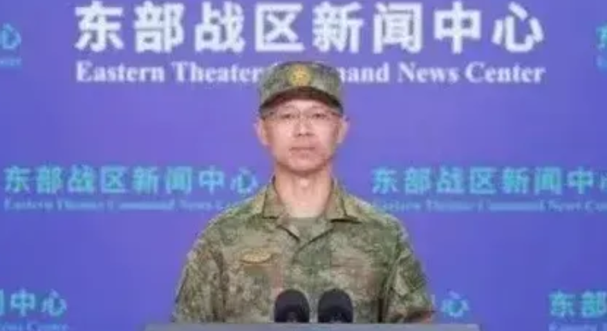 中日不能再让美西方渔翁得利了，预祝解放军东部战区代表团访日取得圆满成功！
王毅外