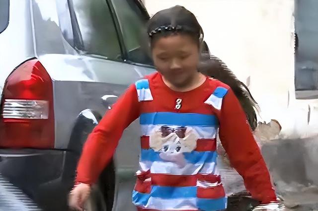 因《变形计》成“公主”,不认父母、将奶奶当仆人,结局大快人心(变形计女主人公颜值排行榜)-第9张图片-九妖电影 因《变形计》成“公主”,不认父母、将奶奶当仆人,结局大快人心(变形计女主人公颜值排行榜)-第9张图片-九妖电影